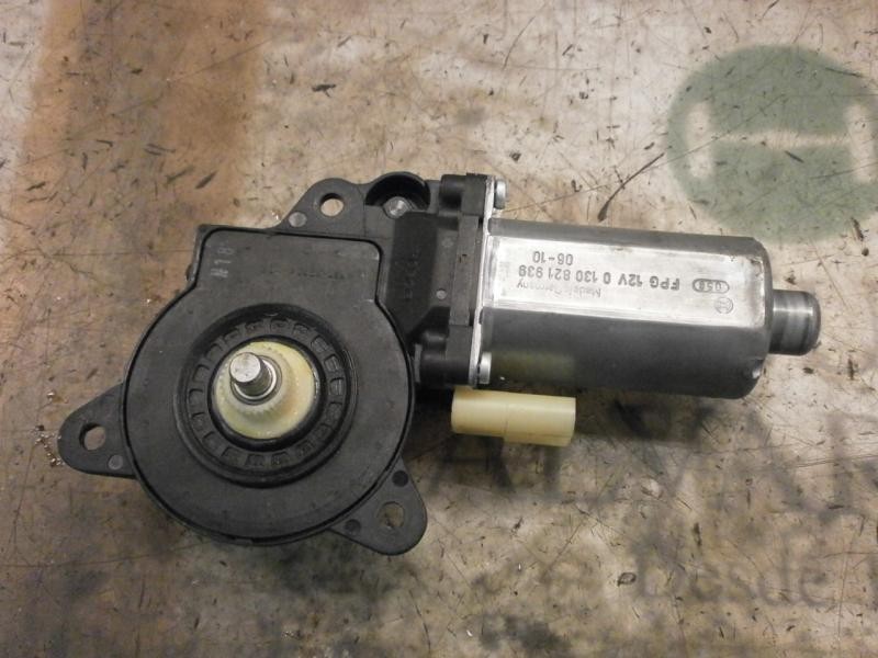 Recambio de motor elevalunas delantero derecho para ford fiesta (cbk) fun referencia OEM IAM   