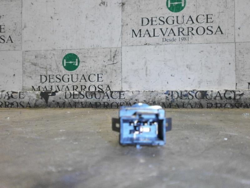 Recambio de warning para seat ibiza (6l1) 1.9 tdi referencia OEM IAM   