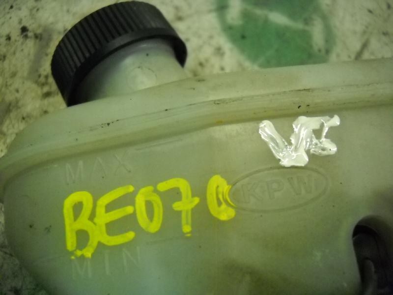 Recambio de bomba freno para kia carnival td ls referencia OEM IAM 0K55A43400A  