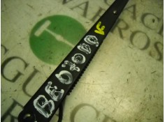 Recambio de brazo limpia delantero derecho para kia carnival td ls referencia OEM IAM 0K55A67321   2