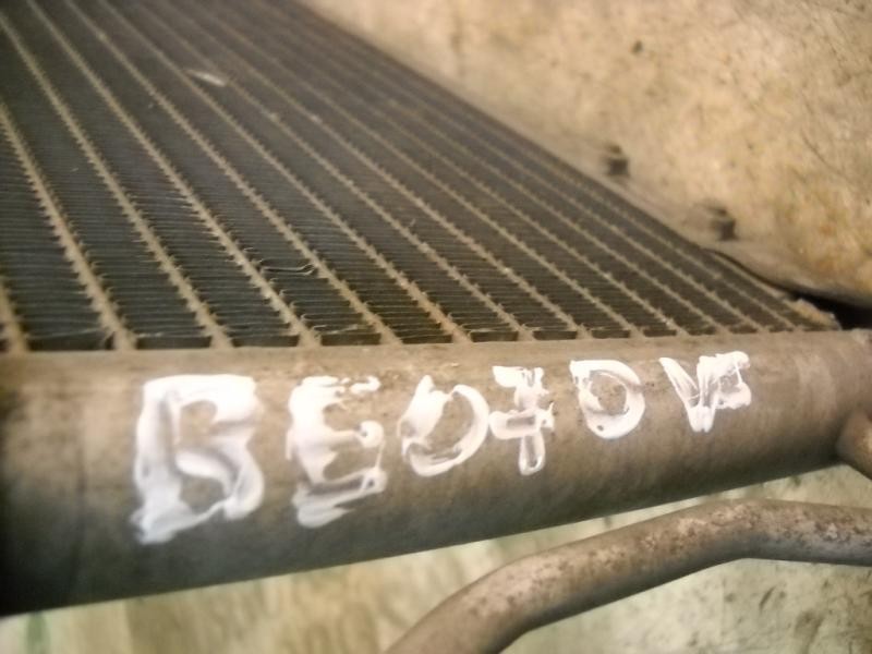 Recambio de condensador aire acondicionado para kia carnival td ls referencia OEM IAM 0K56E61460  