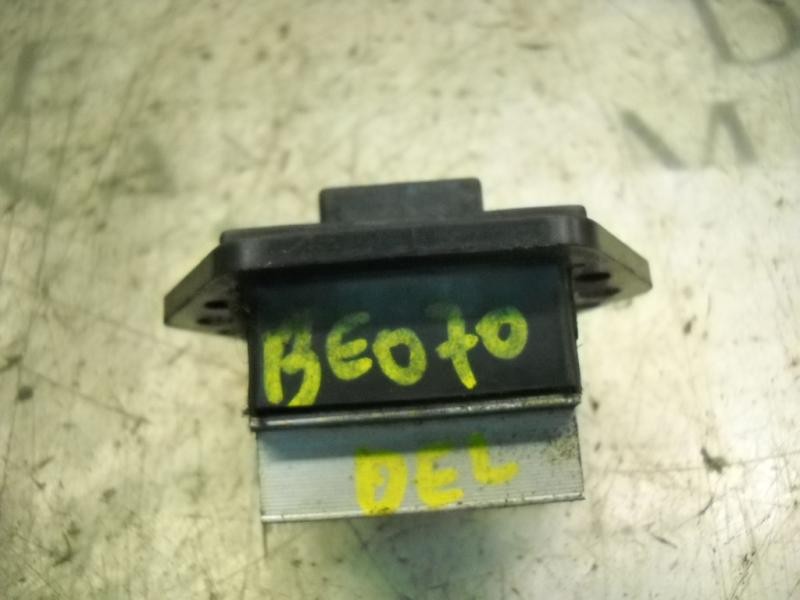 Recambio de resistencia calefaccion para kia carnival td ls referencia OEM IAM 0K55261C08  