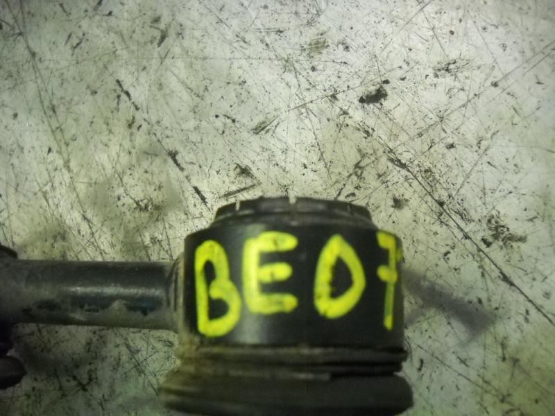 Recambio de tirante delantero izquierdo para kia carnival td ls referencia OEM IAM 0K55234160B  