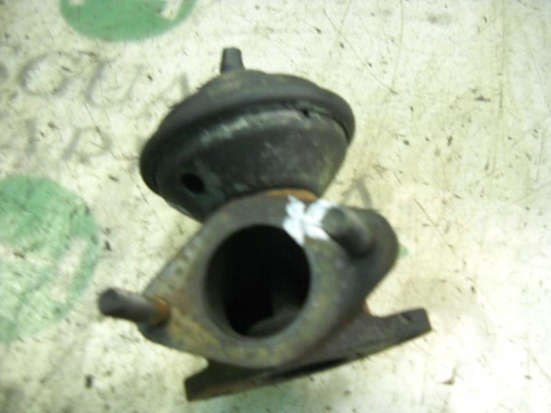 Recambio de valvula egr para kia carnival td ls referencia OEM IAM 0K55120300A  