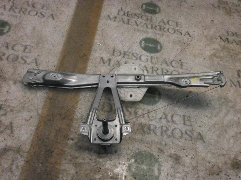 Recambio de elevalunas trasero derecho para renault clio ii fase ii (b/cb0) authentique referencia OEM IAM   