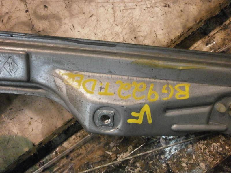 Recambio de elevalunas trasero derecho para renault clio ii fase ii (b/cb0) authentique referencia OEM IAM   