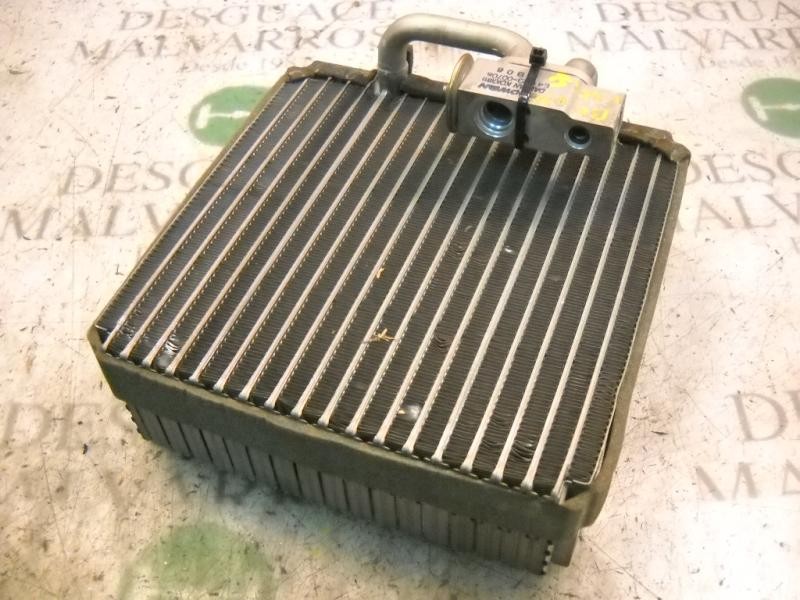 Recambio de evaporador aire acondicionado para kia carnival td ls referencia OEM IAM 0K55261R02A  