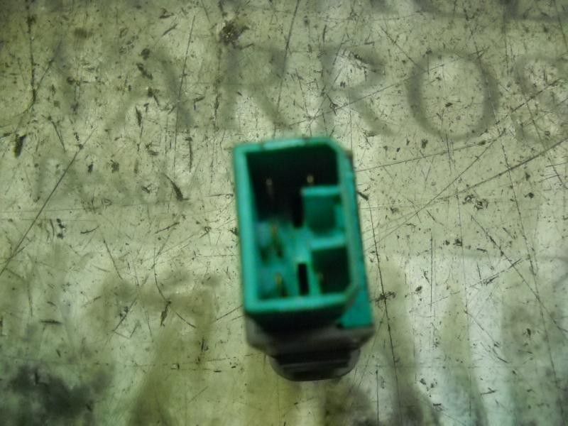 Recambio de modulo electronico para kia carnival td ls referencia OEM IAM 0K56A67540A  