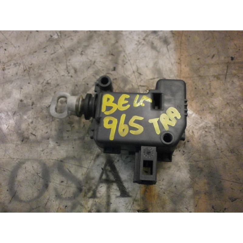 Recambio de motor c/c porton para seat ibiza (6l1) reference referencia OEM IAM 1M0959781A 1M5862159C 