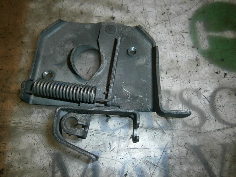 Recambio de cerradura capot para renault megane ii classic berlina 1.5 dci diesel referencia OEM IAM   