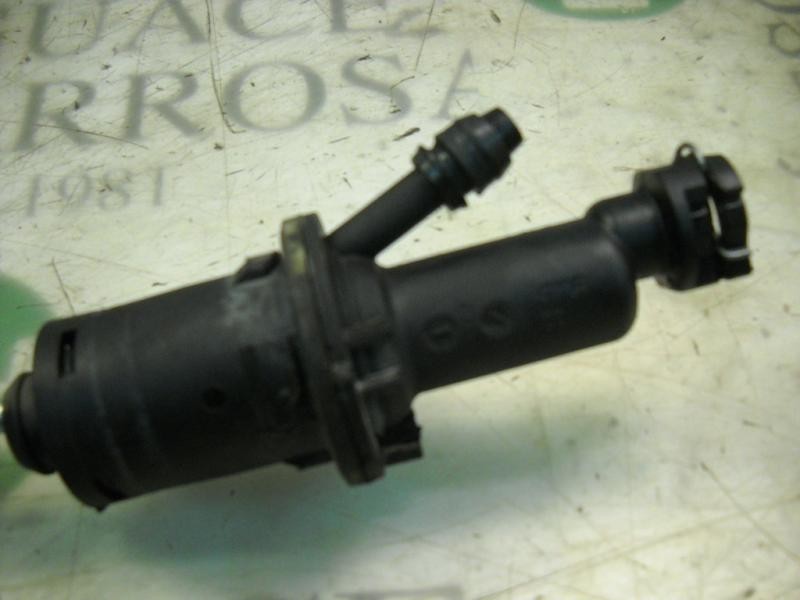 Recambio de bomba embrague para citroën c3 1.4 collection referencia OEM IAM   