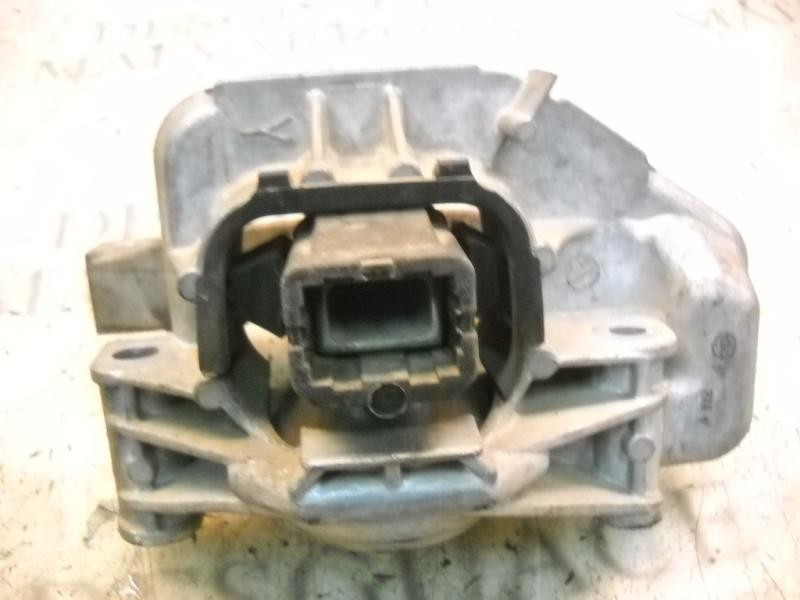 Recambio de soporte motor derecho para citroën c3 1.4 collection referencia OEM IAM   