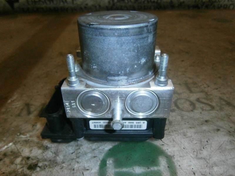 Recambio de abs para toyota aygo (kgb/wnb) blue referencia OEM IAM   