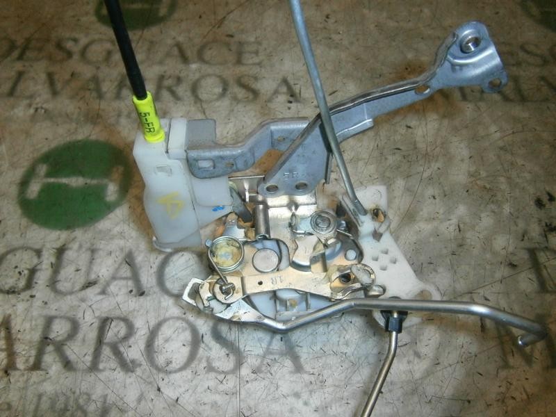 Recambio de cerradura puerta delantera derecha para toyota aygo (kgb/wnb) blue referencia OEM IAM   