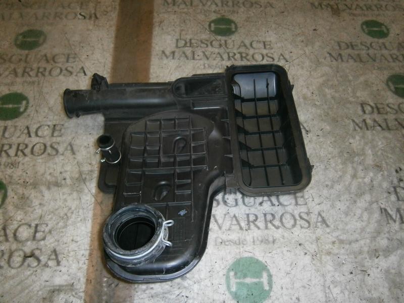 Recambio de filtro aire para toyota aygo (kgb/wnb) blue referencia OEM IAM   