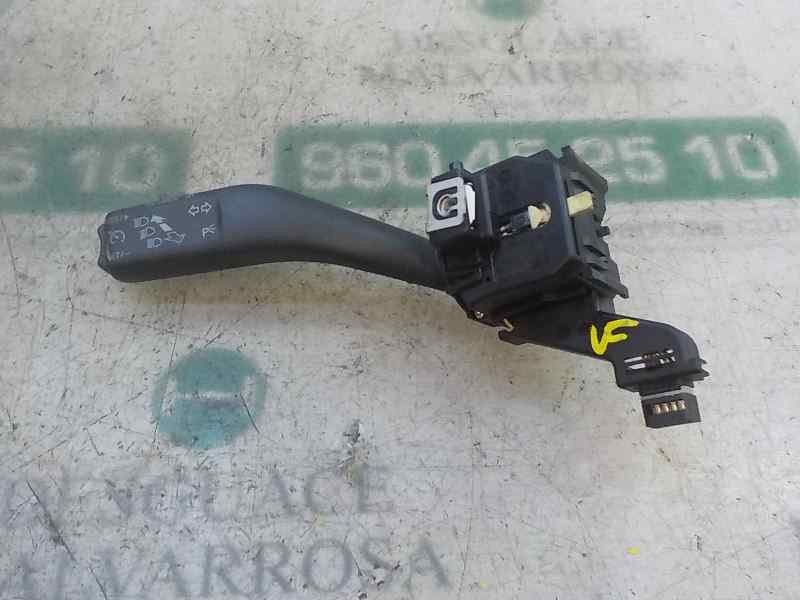 Recambio de mando intermitentes para skoda yeti 1.2 tsi referencia OEM IAM 1K0953513G9B9 1K0953513G 