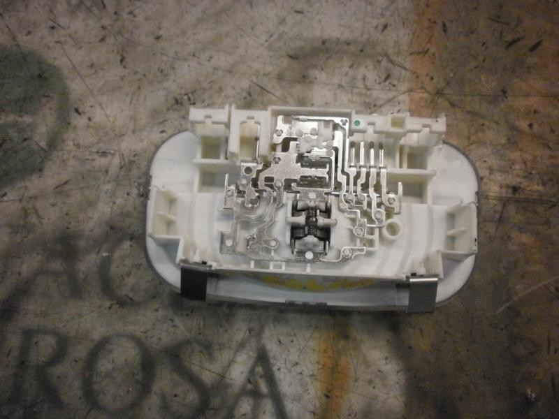 Recambio de piloto interior para citroën c4 picasso sx referencia OEM IAM   