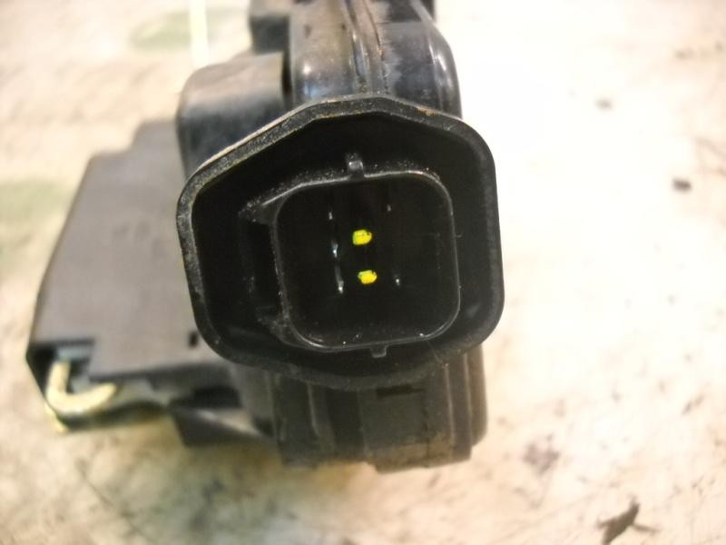 Recambio de cerradura puerta delantera derecha para hyundai coupe (gk) 1.6 fx referencia OEM IAM   