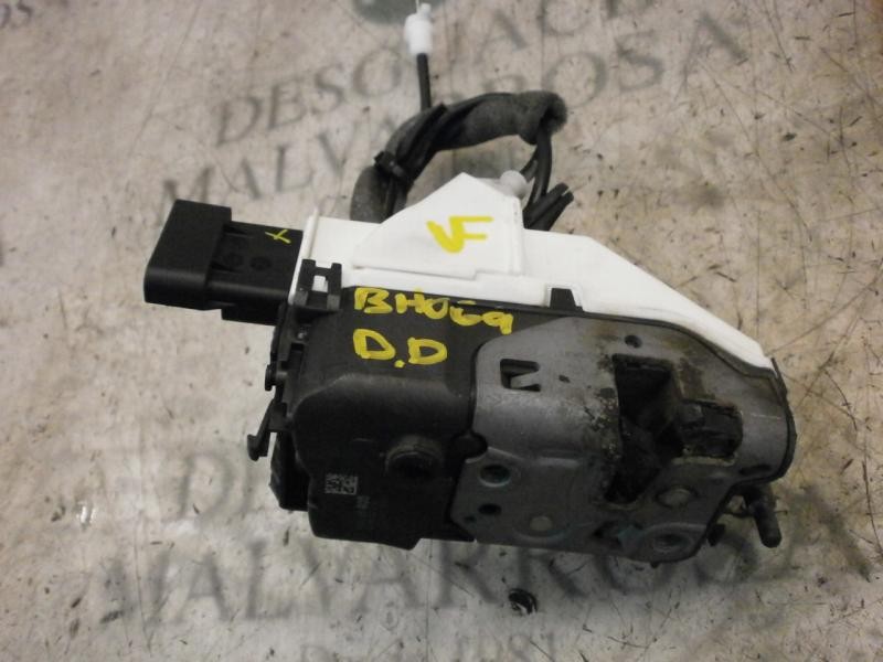 Recambio de cerradura puerta delantera derecha para citroën berlingo station wagon x referencia OEM IAM   