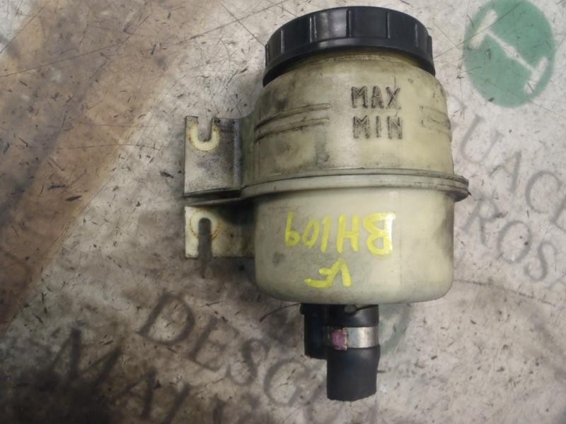 Recambio de deposito servo para citroën jumper caja cerrada desde ´02 referencia OEM IAM   