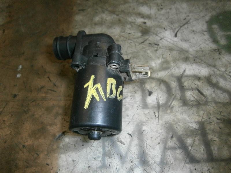 Recambio de bomba limpia para peugeot 405 berlina referencia OEM IAM   