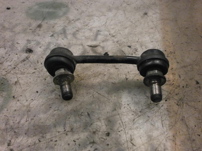 Recambio de tirante trasero izquierdo para nissan primera berlina (p12) visia referencia OEM IAM 562610E000  