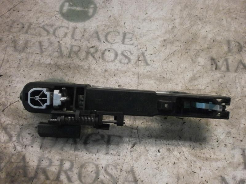 Recambio de maneta exterior delantera derecha para renault laguna ii grandtour (kg0) expression referencia OEM IAM 7701472932  