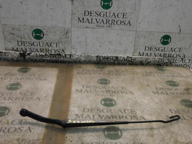 Recambio de brazo limpia delantero derecho para peugeot 307 (s1) xs referencia OEM IAM   