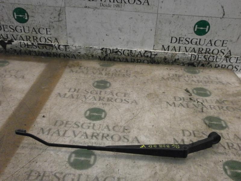 Recambio de brazo limpia delantero derecho para chevrolet lacetti cdx referencia OEM IAM 96476709  