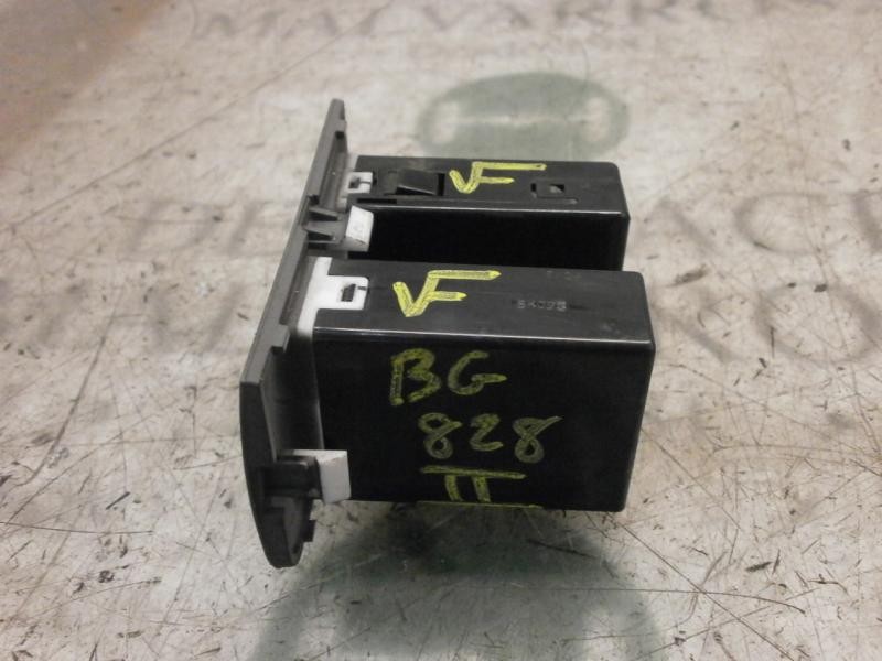 Recambio de modulo electronico para chevrolet lacetti cdx referencia OEM IAM 96615342 96552841 