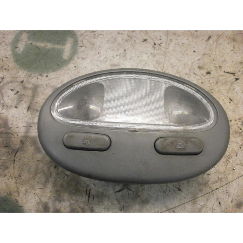 Recambio de piloto interior para chevrolet lacetti cdx referencia OEM IAM 96615323  