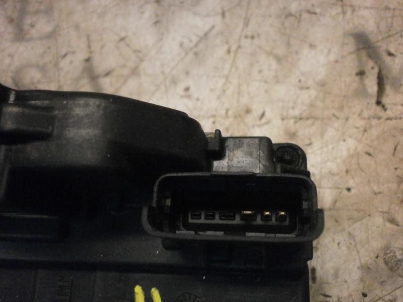 Recambio de cerradura puerta delantera derecha para nissan micra (k12e) acenta referencia OEM IAM   