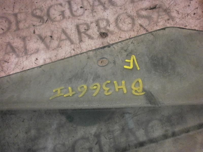 Recambio de cristal puerta trasero izquierdo para volkswagen golf iv berlina (1j1) 1.9 tdi referencia OEM IAM   