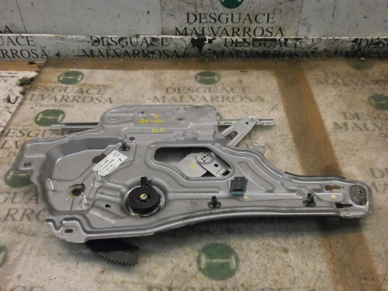 Recambio de elevalunas delantero derecho para hyundai santa fe (sm) 2.4 gls referencia OEM IAM 8240626000  