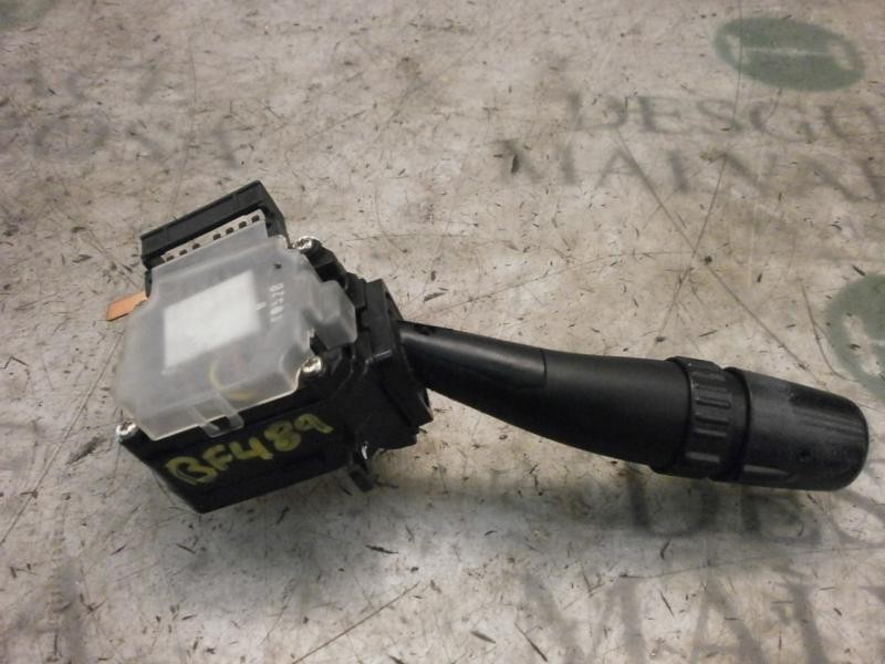 Recambio de mando limpia para hyundai santa fe (sm) 2.4 gls referencia OEM IAM 9342026100  