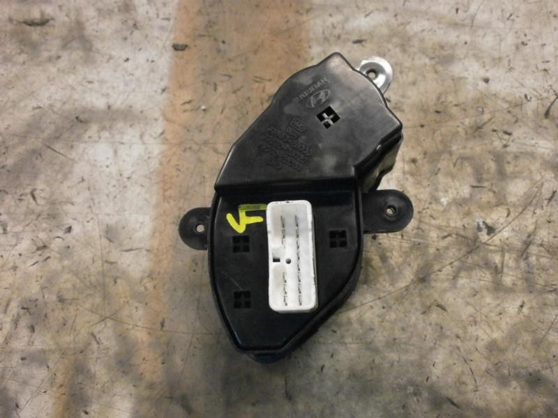 Recambio de mando retrovisor para hyundai santa fe (sm) 2.4 gls referencia OEM IAM 9353026020 9353026000 