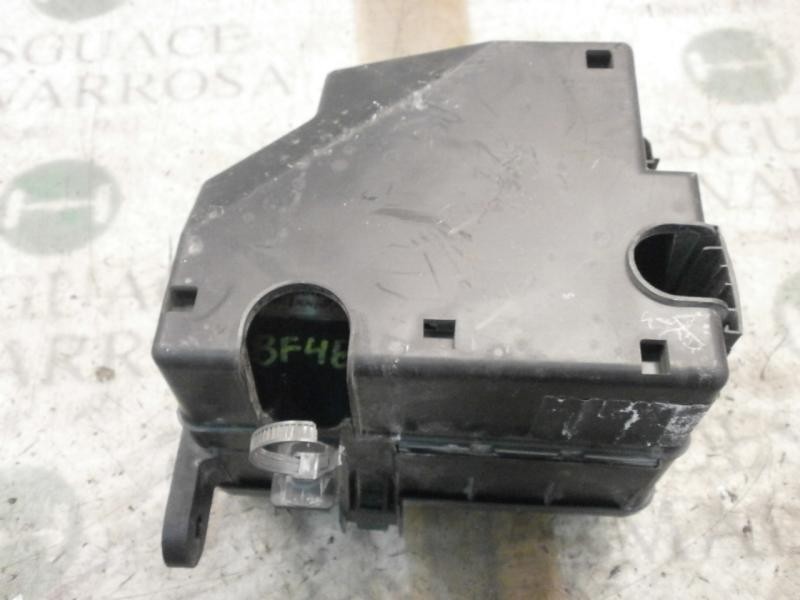 Recambio de caja reles / fusibles para hyundai santa fe (sm) 2.4 gls referencia OEM IAM 9128826202 9128826202 