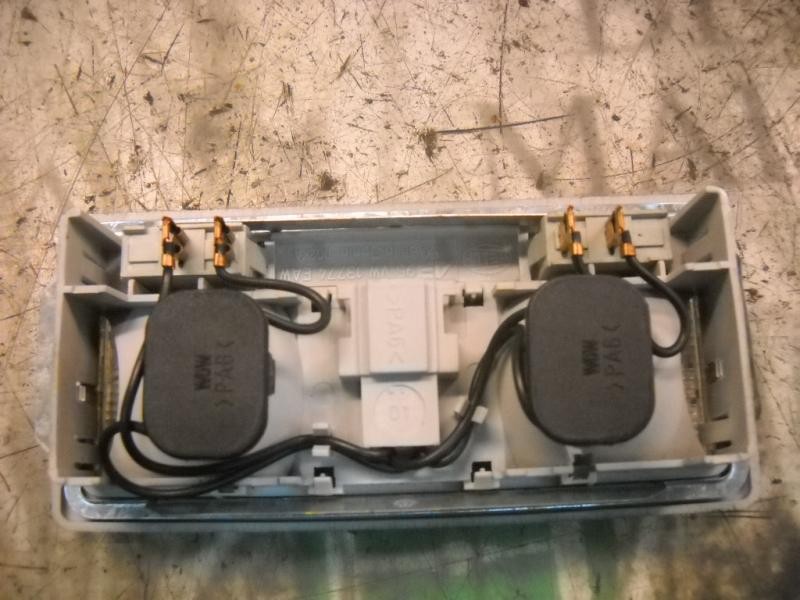 Recambio de piloto interior para ford galaxy (vy) ambiente referencia OEM IAM   