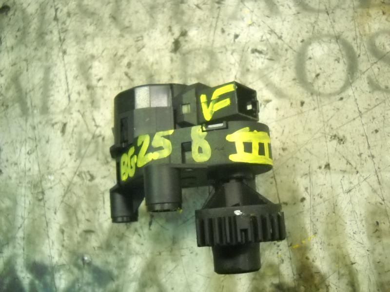 Recambio de motor apertura trampillas climatizador para ford galaxy (vy) ambiente referencia OEM IAM   