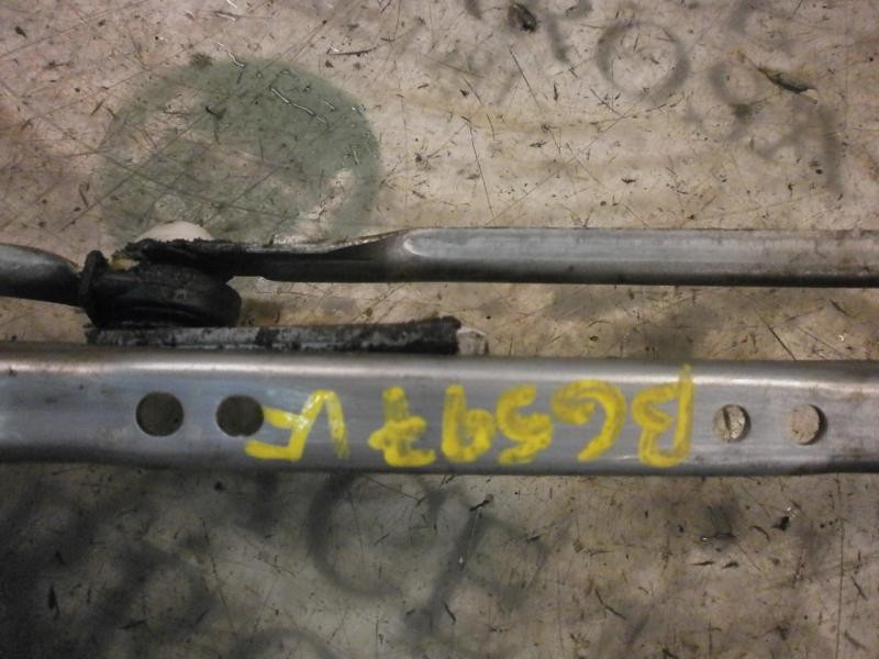 Recambio de articulacion limpia delantero para toyota hilux (kun) cabina sencilla dlx 4x4 referencia OEM IAM   