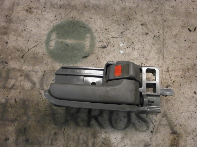 Recambio de maneta interior delantera derecha para toyota hilux (kun) cabina sencilla dlx 4x4 referencia OEM IAM   