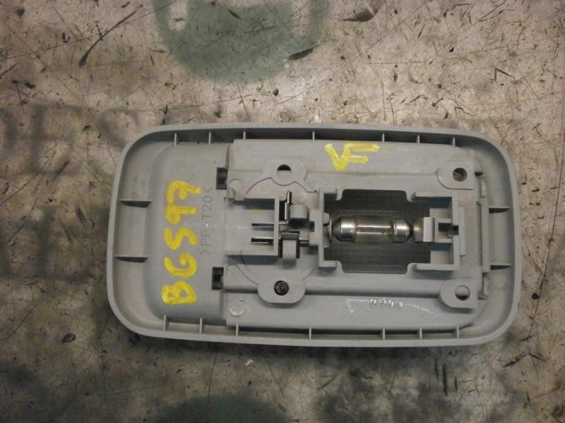 Recambio de piloto interior para toyota hilux (kun) cabina sencilla dlx 4x4 referencia OEM IAM   