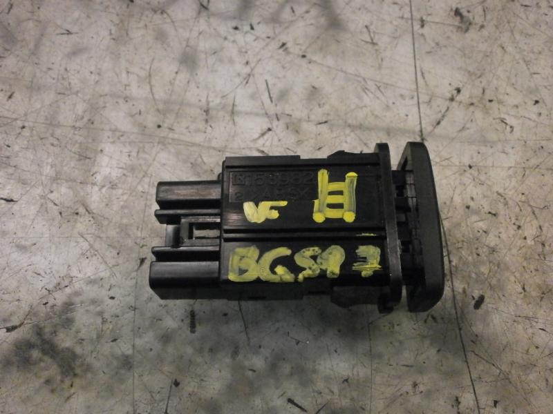 Recambio de modulo electronico para toyota hilux (kun) cabina sencilla dlx 4x4 referencia OEM IAM   