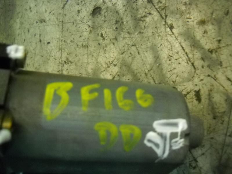 Recambio de motor elevalunas delantero derecho para audi s4 avant (b5) referencia OEM IAM   