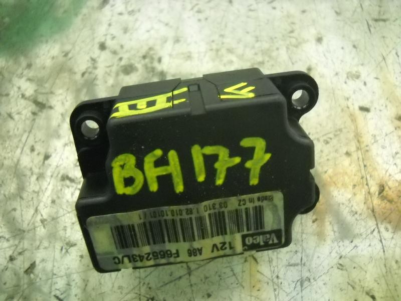 Recambio de motor apertura trampillas climatizador para renault megane ii berlina 5p expression referencia OEM IAM   