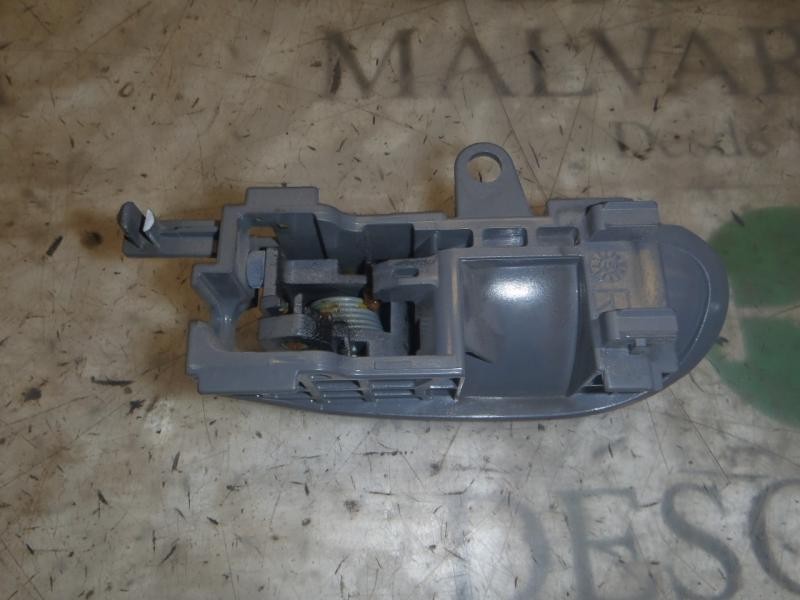 Recambio de maneta interior trasera derecha para toyota aygo (kgb/wnb) sound referencia OEM IAM 692050D060B2  