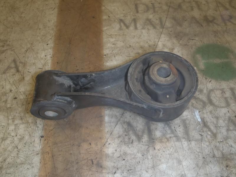 Recambio de soporte cambio para toyota aygo (kgb/wnb) sound referencia OEM IAM 123630Q010  