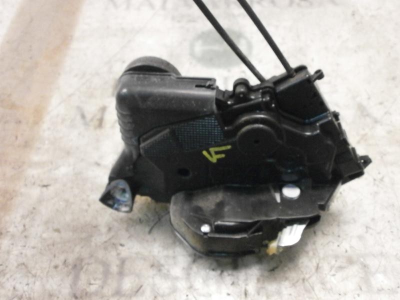 Recambio de cerradura puerta delantera derecha para toyota yaris (ncp1/nlp1/scp1) 1.3 cat referencia OEM IAM   