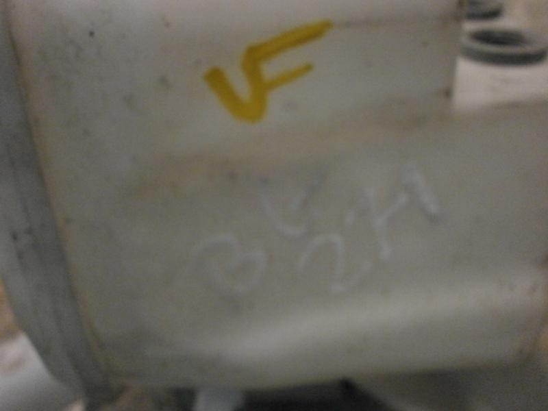 Recambio de deposito limpia para toyota yaris (ncp1/nlp1/scp1) 1.3 cat referencia OEM IAM   