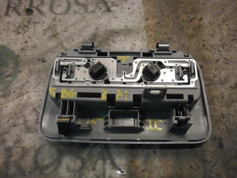 Recambio de piloto interior para toyota yaris (ncp1/nlp1/scp1) 1.3 cat referencia OEM IAM   